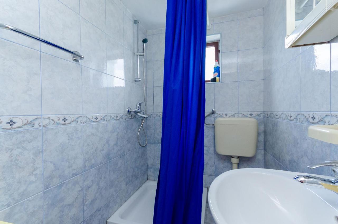 Apartments Pela Lopar Εξωτερικό φωτογραφία