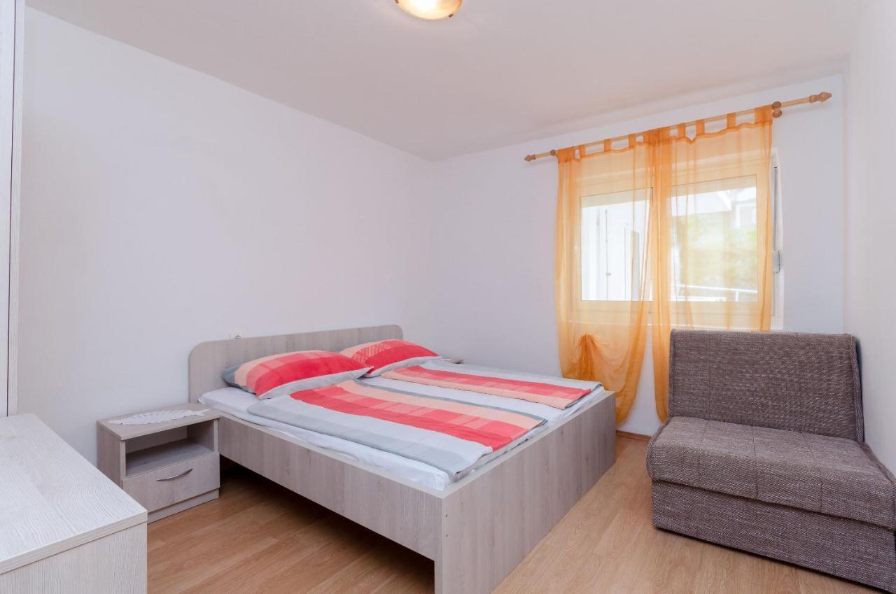 Apartments Pela Lopar Εξωτερικό φωτογραφία